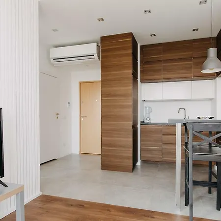 Shortstaypoland Kolejowa Warsaw Exterior photo