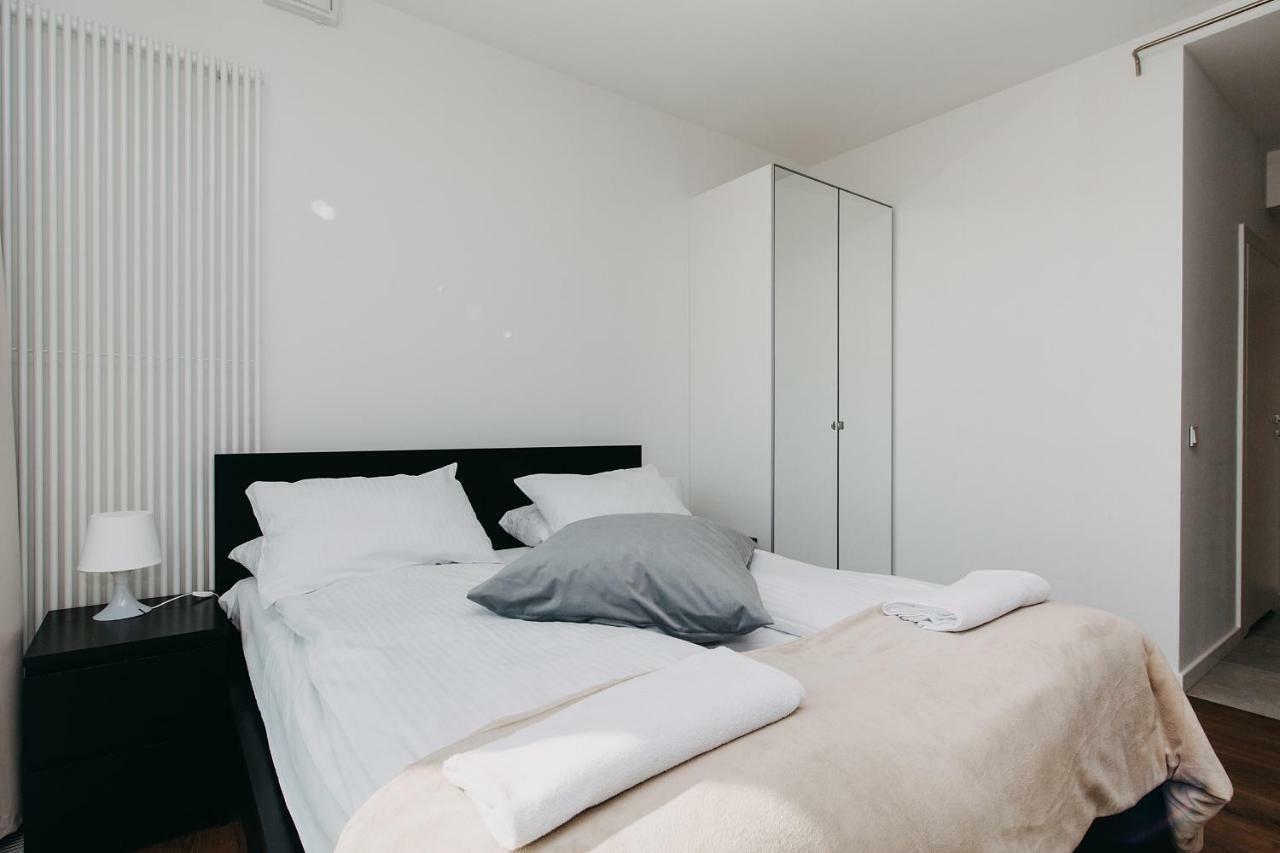 Shortstaypoland Kolejowa Apartmán